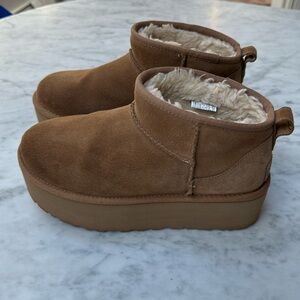 Women classic ultra mini platform boots